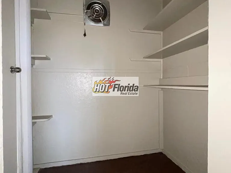 1615 Home Ave — Photo 5