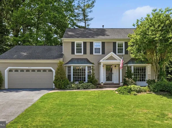 9215 Cork Pl, Burke, VA 22015