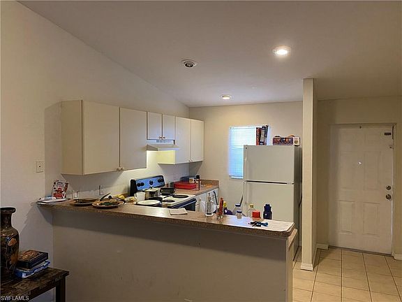 5th image of 1412 W 12th St