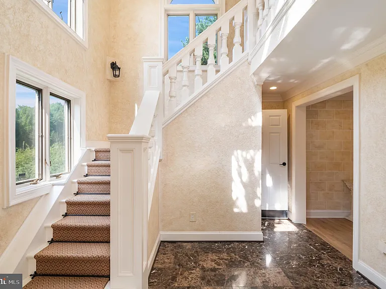 15729 Holly Grove Rd — Photo 40