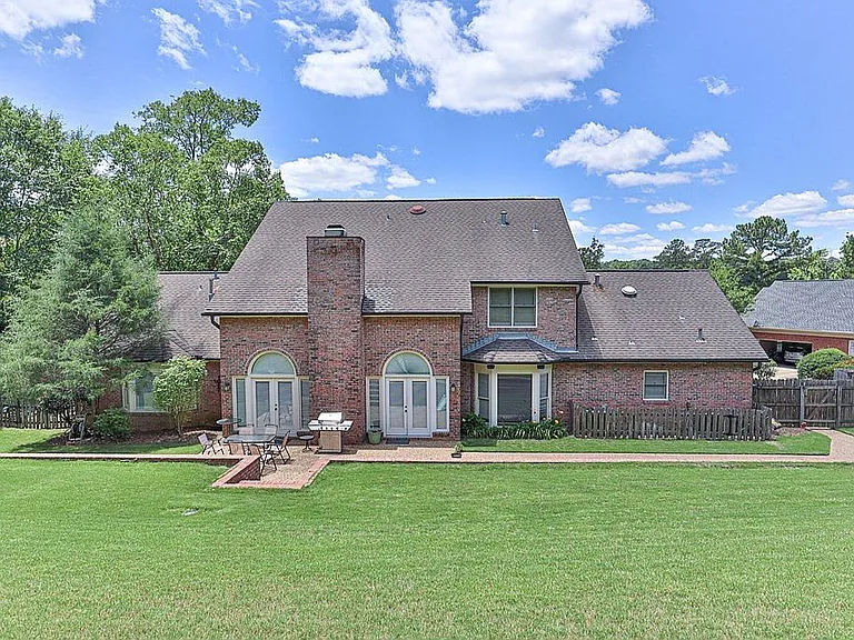 7 Bridgecreek Ct — Photo 8
