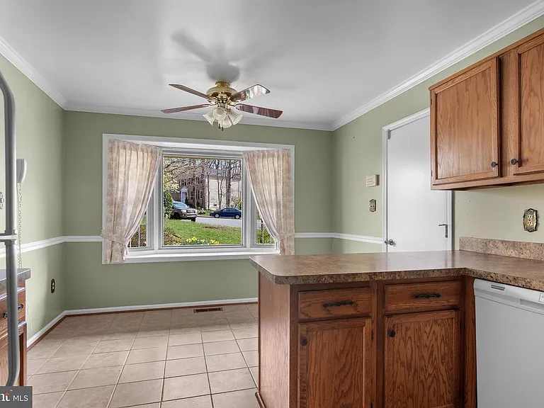 2798 Alton Hotel Ct — Photo 9