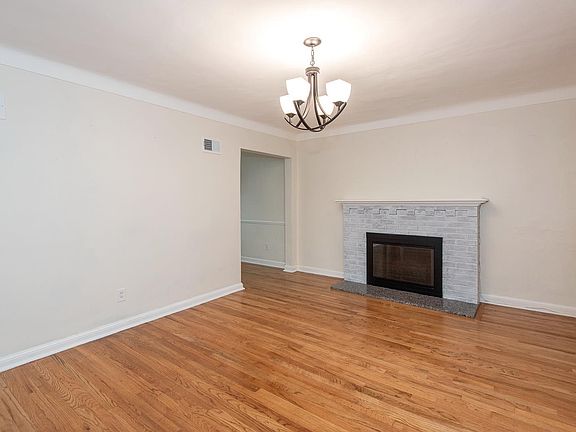5th image of 9234 Alpine Dr