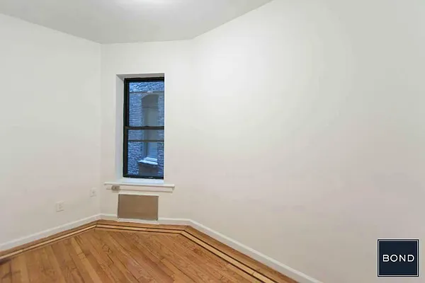 Rented by Bond New York | media 9