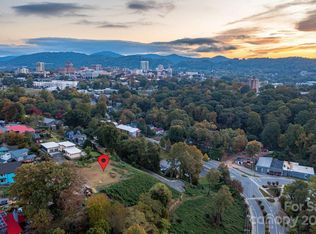 80 Park Ave N, Asheville, NC 28801