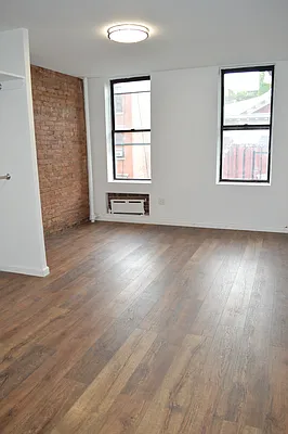 Rented by OvCo Realty | media 23