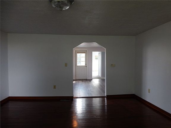 4th image of 11900 N County Road 1000 W