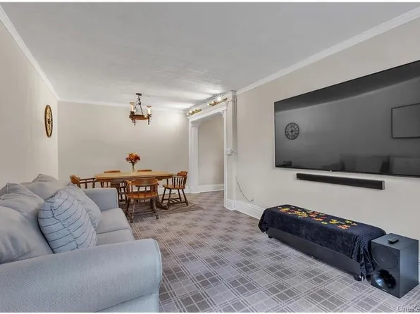 51 White Oak Street #2A, New Rochelle, NY 10801