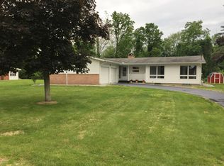 441 Pioneer Dr, Litchfield, MI 49252