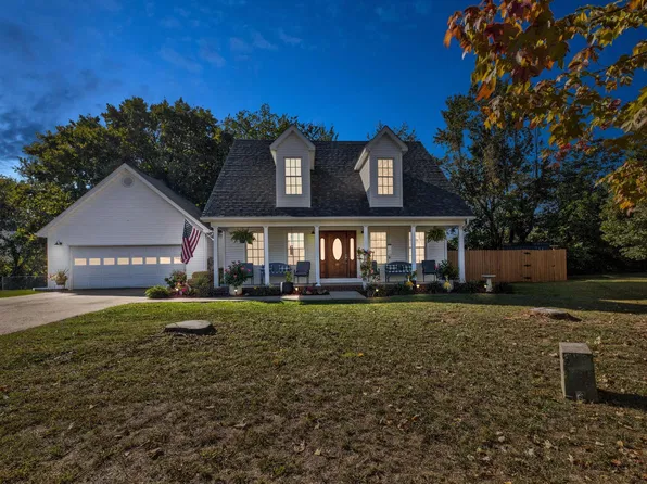 339 W Sunset Ridge Dr, Mount Sterling, KY 40353