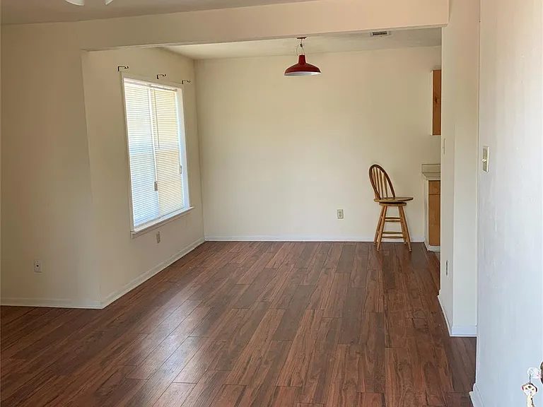 3901 College Main St #B — Photo 9