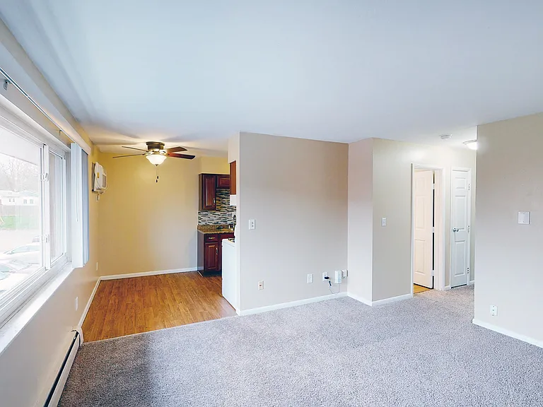 Sharondale Woods Apartments — Photo 50