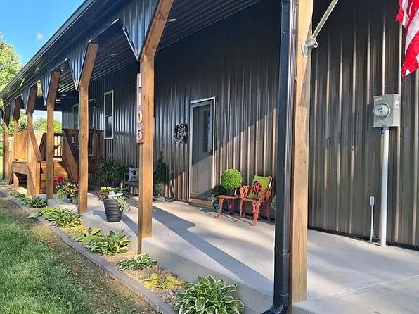 1105 W Dawson Smith Rd, Madison, IN 47250