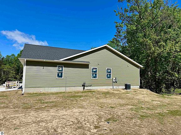 4th image of 1092 Birmley Estates Dr