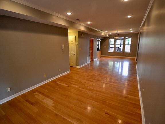 15' wide with overhead lighting