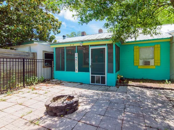 8-6 Parker Ave, Lanark Village, FL 32323