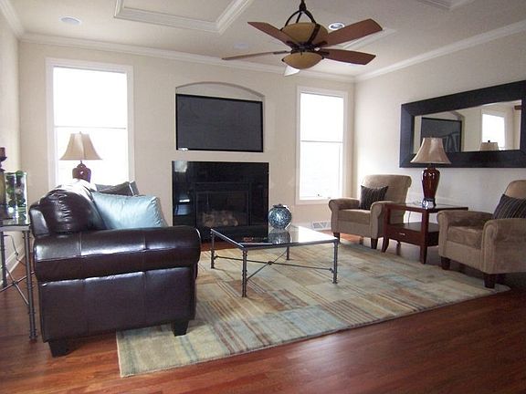 3rd image of 1679 N Humboldt Ave #1679