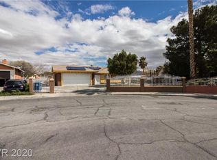 1208 Declaration Dr, Las Vegas, NV 89110