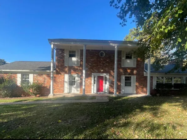 1820 W Lake Dr NW, Cleveland, TN 37312