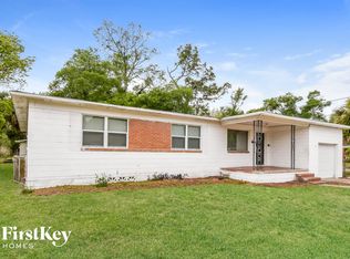 2946 Rogero Rd, Jacksonville, FL 32277