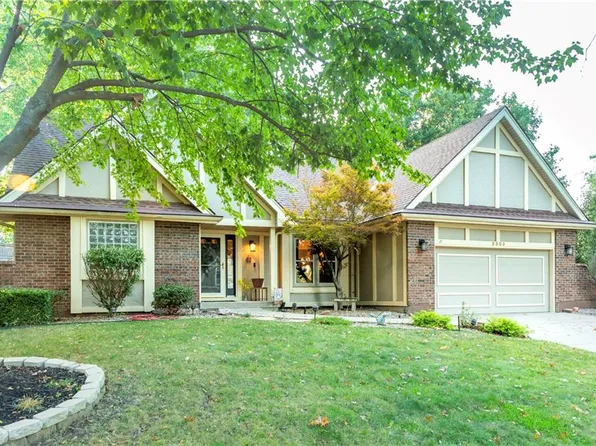 2205 NW 82nd St, Kansas City, MO 64151