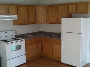 517 N 3rd St, Monmouth, IL 61462