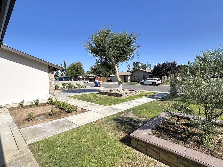 7415 Hooper Ave — Photo 5