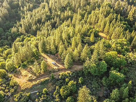 3rd image of 2676 Silver Mountain Rd