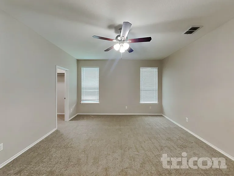 1034 Sundance Fort — Photo 6