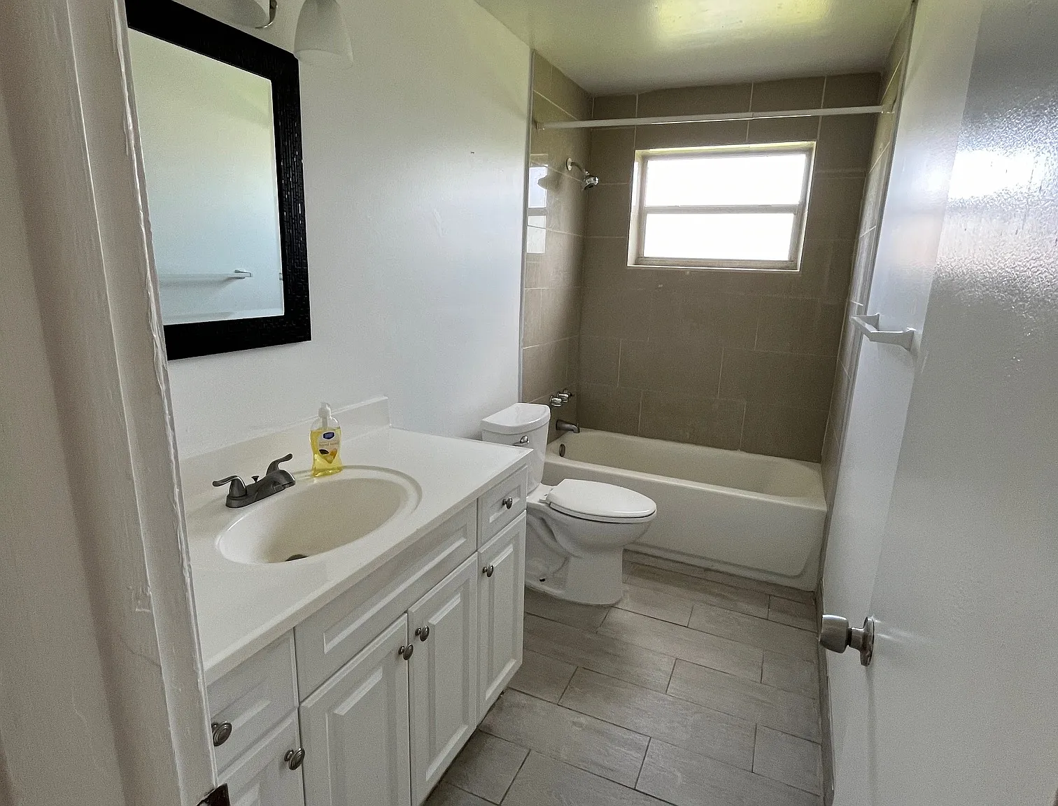 626 SW 4th Ave — Photo 4