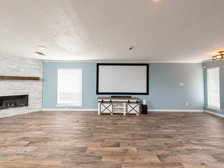 11003 Kirkmead Dr — Photo 3