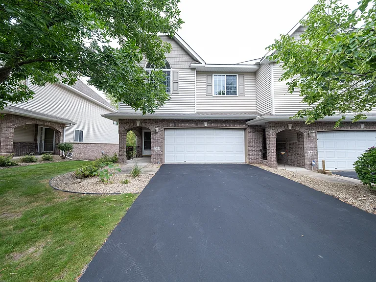 591 Crane Creek Ln — Photo 1