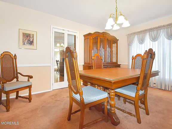 3rd image of 47 Sandhurst Street