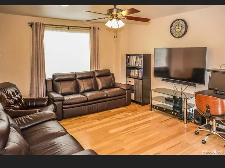 24767 E Wyoming Pl — Photo 5