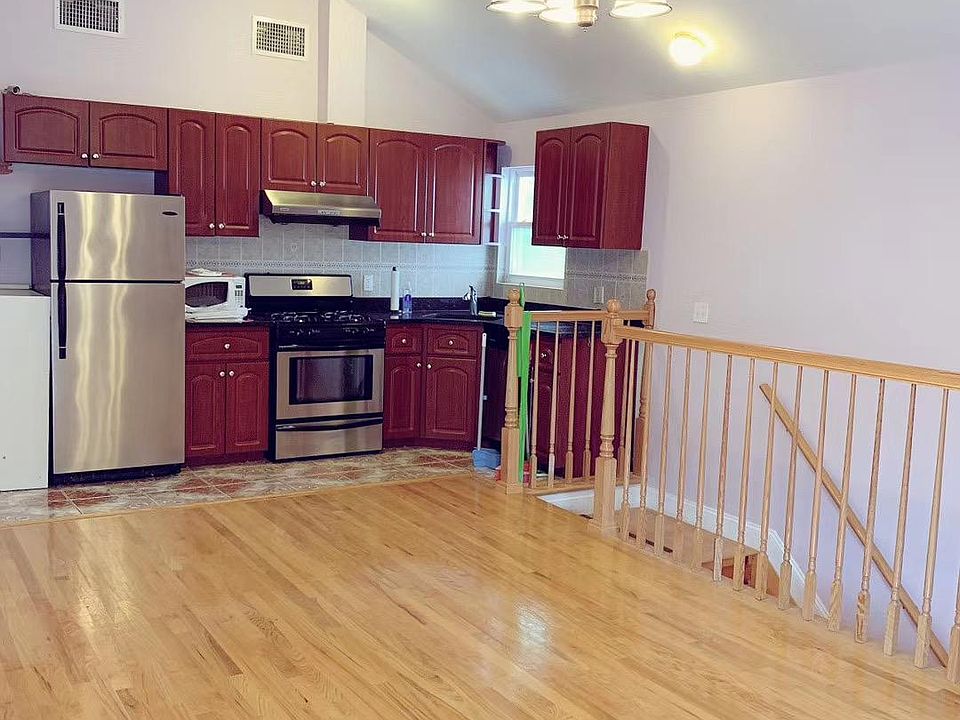 1st image of 1423 116th St Floor 2