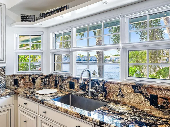 622 Ocean Dunes Circle, Jupiter, FL 33477