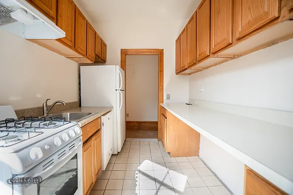 Rented by Keller Williams NYC | media 13