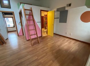 1337 S 4th St FLOOR 3, Philadelphia, PA 19147