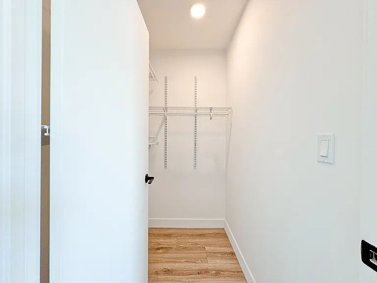 1743 Armacost Ave — Photo 63