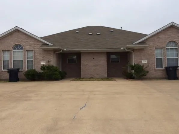 2329 Trace Mdws, College Station, TX 77845