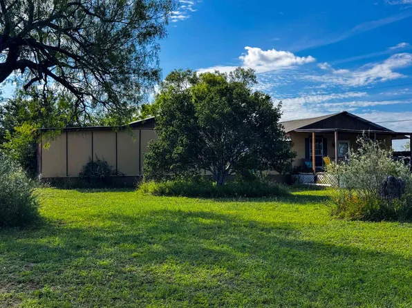 206 Thurman Loop, Llano, TX 78643