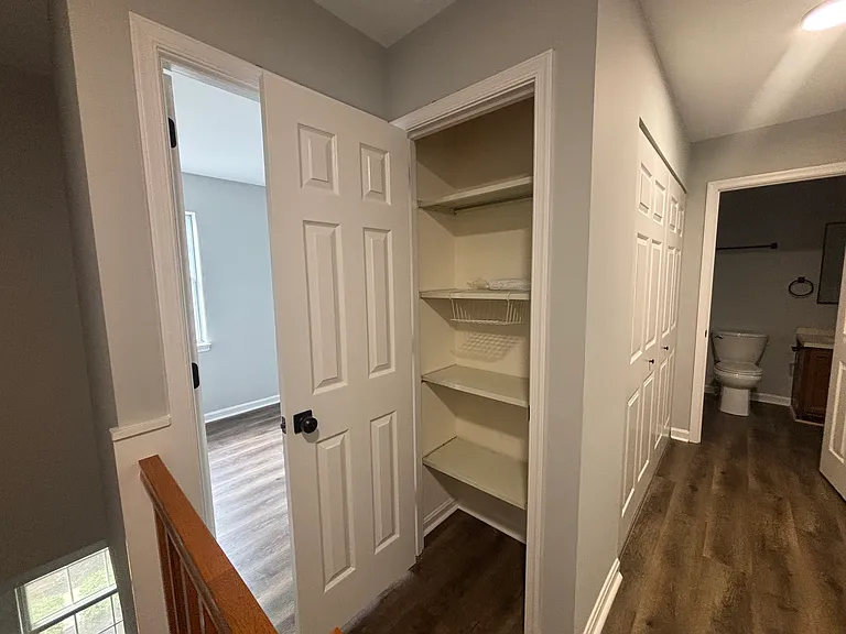 1414 Cambridge Ct — Photo 15