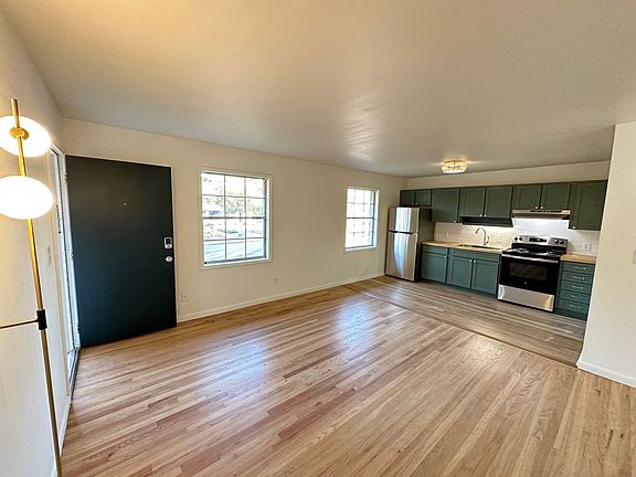 2nd image of 635 Oglethorpe Ave #34
