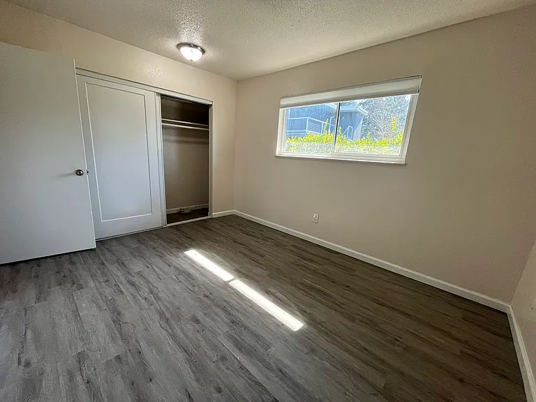 462 Hendley St #5 — Photo 8