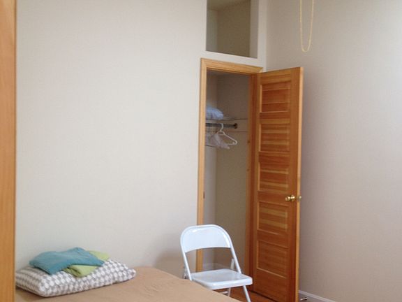 4th image of 10 Moreland St #2