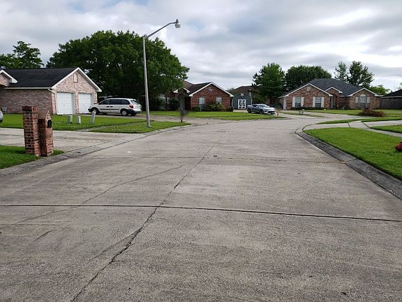 4th image of 2145 Golfview Dr