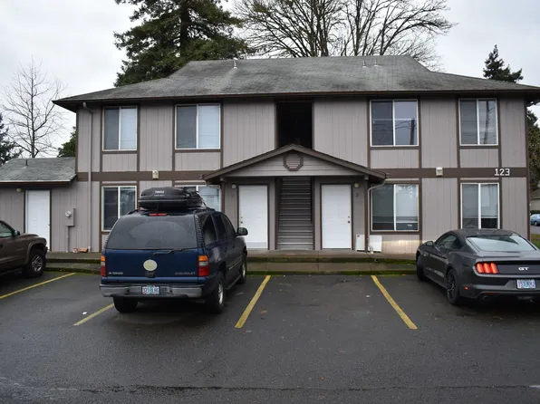 Elmore Apts. #123, 123 E Elmore St APT 4, Lebanon, OR 97355
