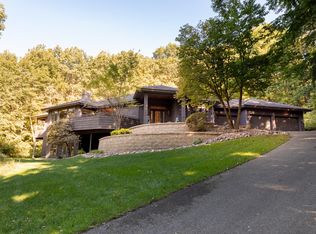 2925 Wild Rose Ln, Onalaska, WI 54650