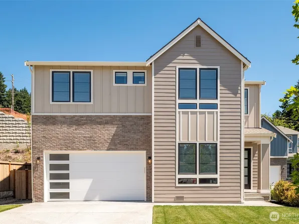 3829 95th Avenue E, Edgewood, WA 98371