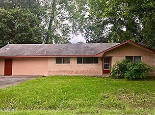 106 Linden Dr, Lafayette, LA 70506